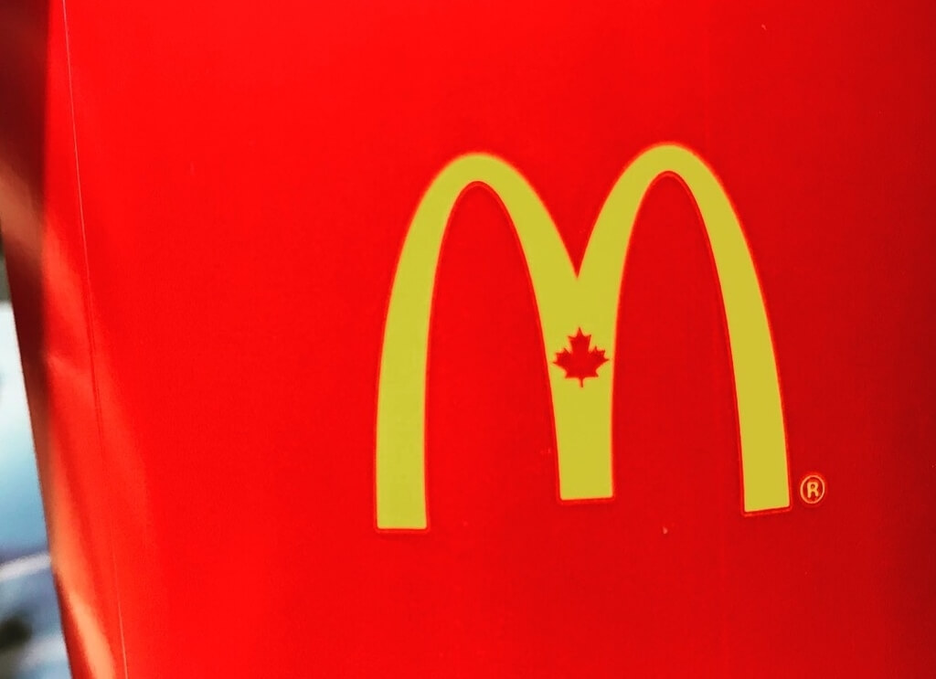 カナダと日本のマクドナルド、ここが違う！ロゴにもカナダらしさがチラリ